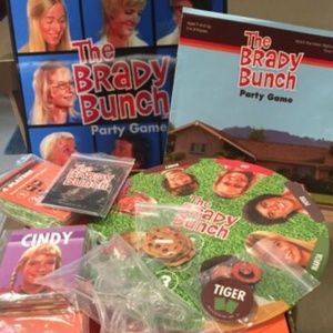 The Brady Bunch Party Board Game For 3-8 Like new